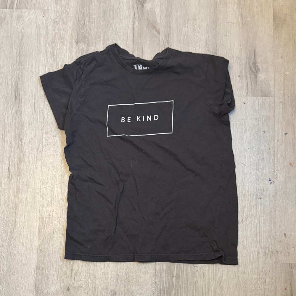 Black 'Be Kind' Tee